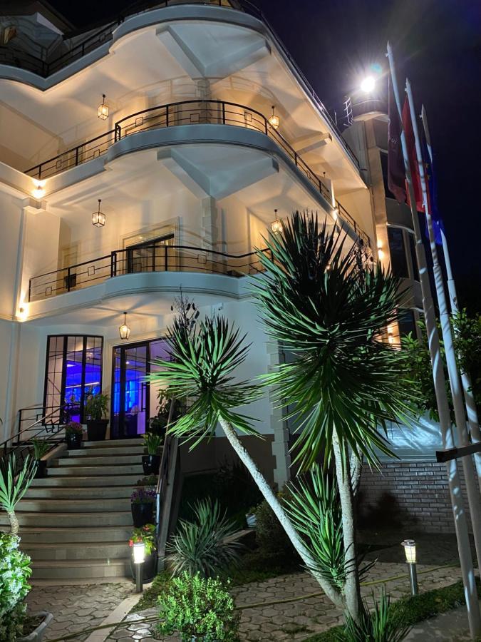 Garden Boutique Hotel Elbasan Zewnętrze zdjęcie