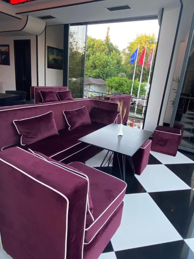Garden Boutique Hotel Elbasan Zewnętrze zdjęcie