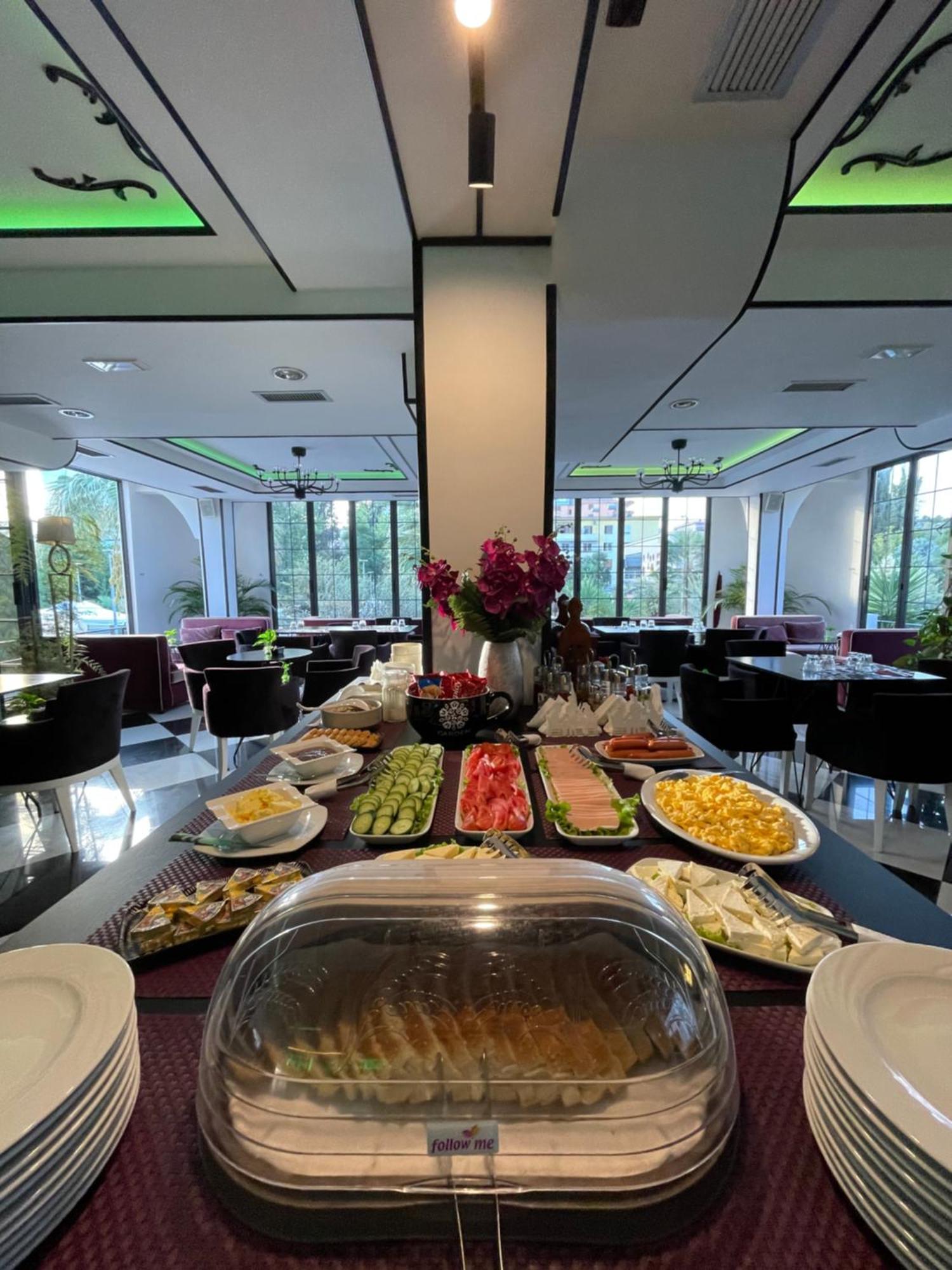 Garden Boutique Hotel Elbasan Zewnętrze zdjęcie