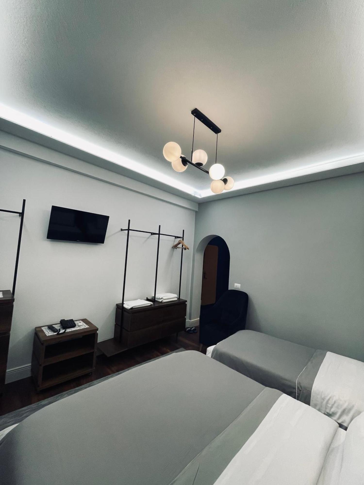 Garden Boutique Hotel Elbasan Zewnętrze zdjęcie