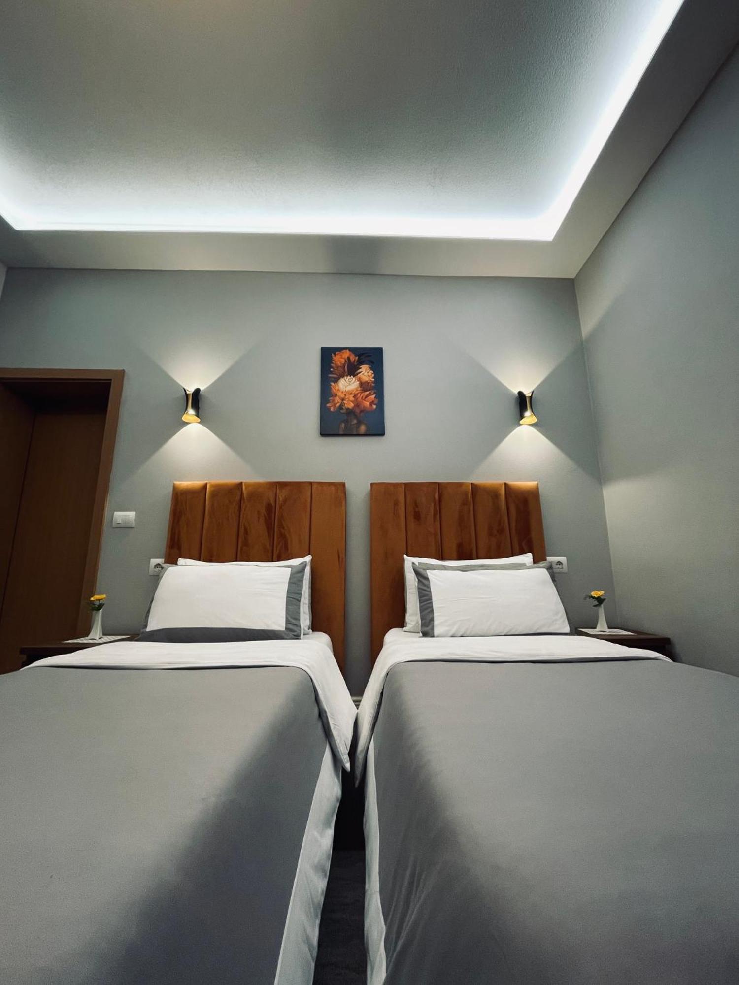 Garden Boutique Hotel Elbasan Zewnętrze zdjęcie